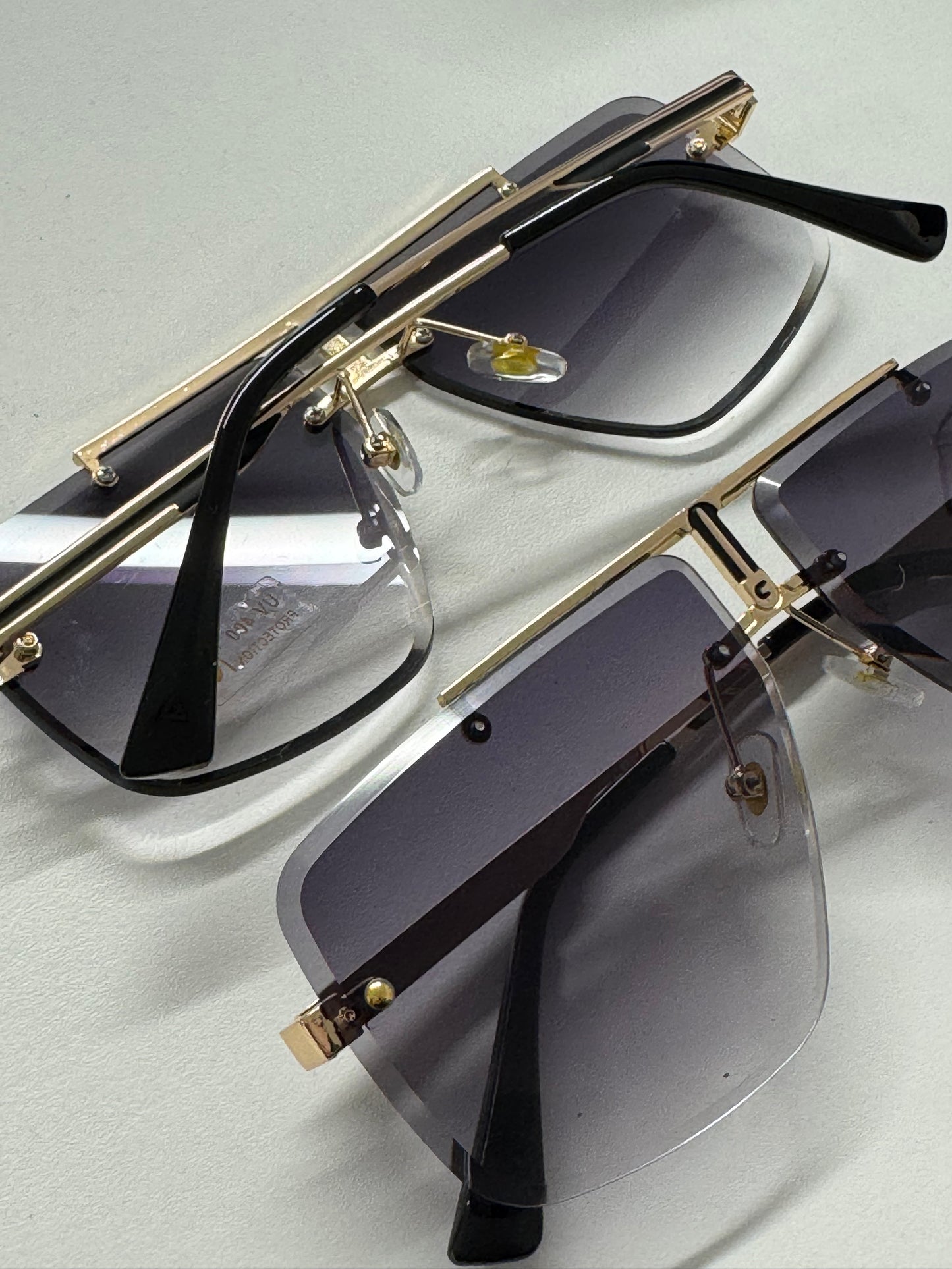 STELLA frameless sunglasses