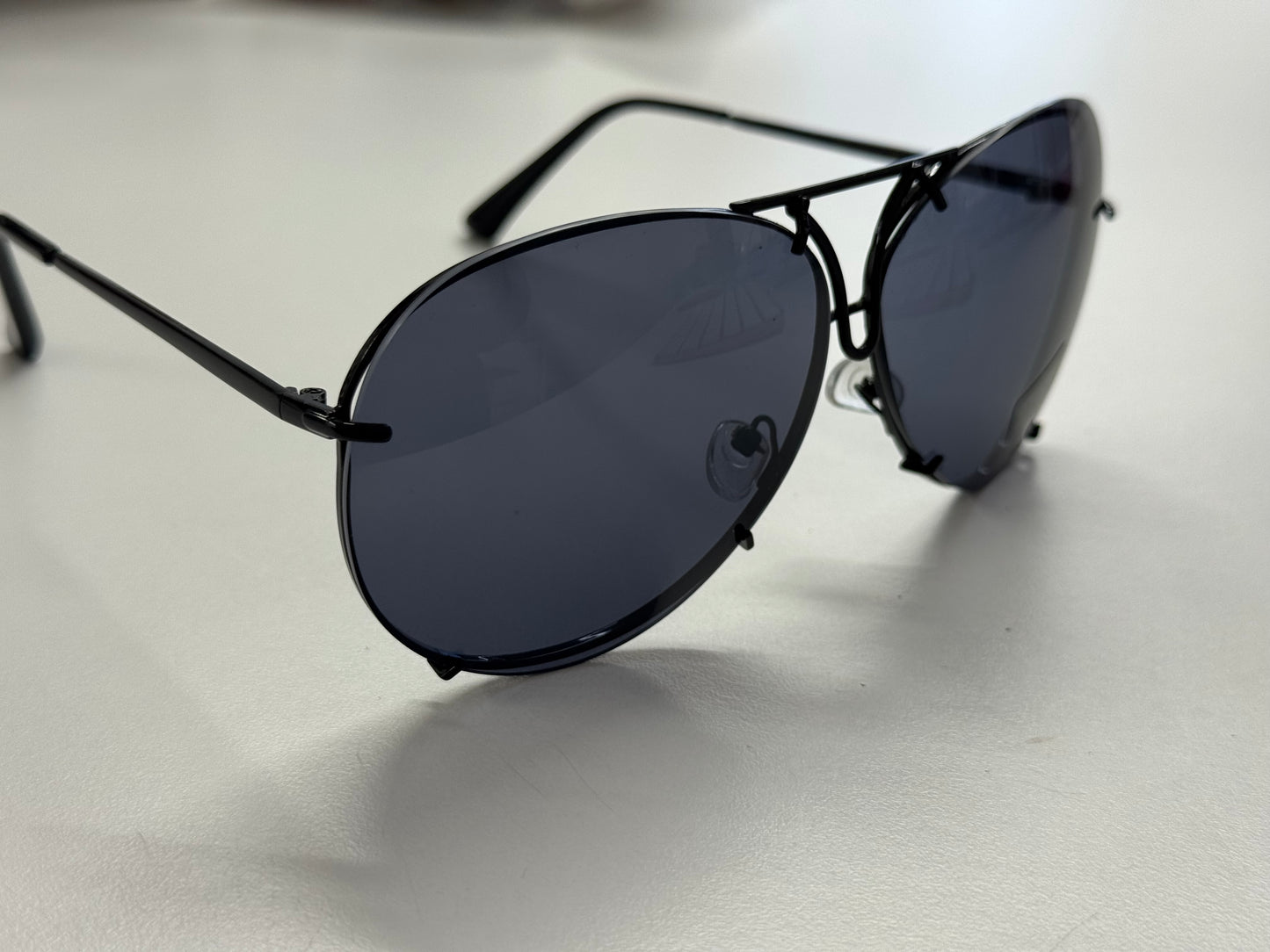 UNA oversized sunglasses