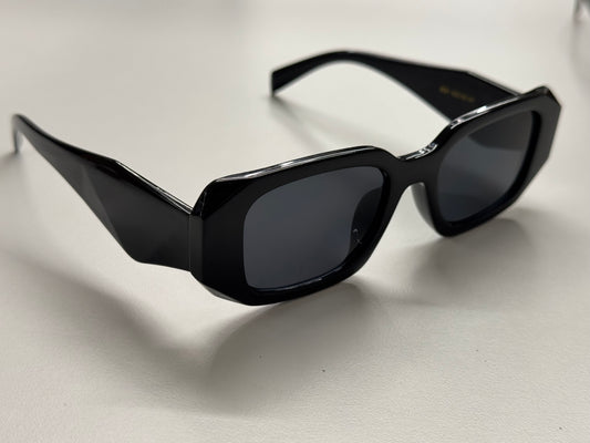 PENELOPE sunglasses inspired